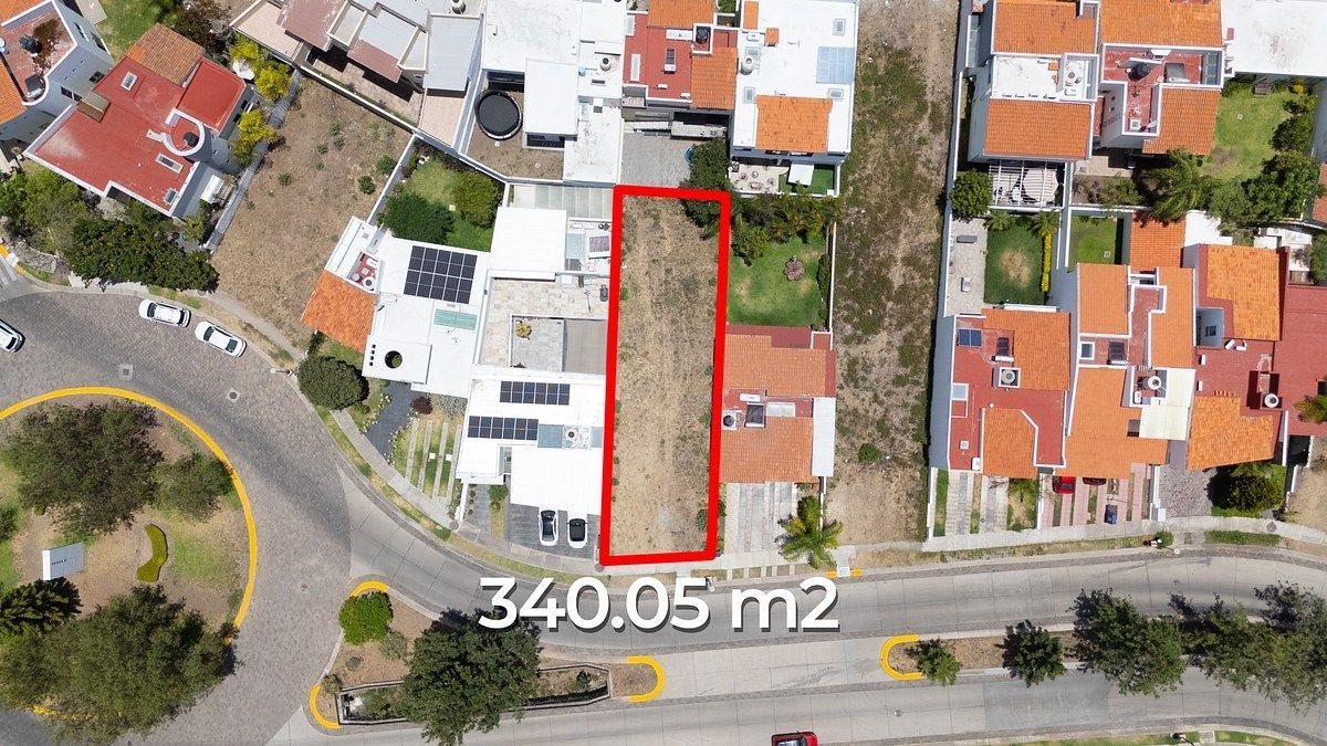 BOSQUES DE SANTA ANITA TERRENO SOBRE AVENIDA EN VENTA - foto 1