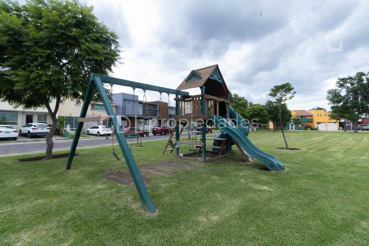 BOSQUES DE SANTA ANITA TERRENO SOBRE AVENIDA EN VENTA - foto 5