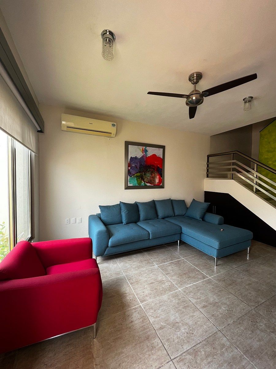 FOR SALE - TWO-STOREY HOUSE IN ALMENDROS PRIVATE - foto 2