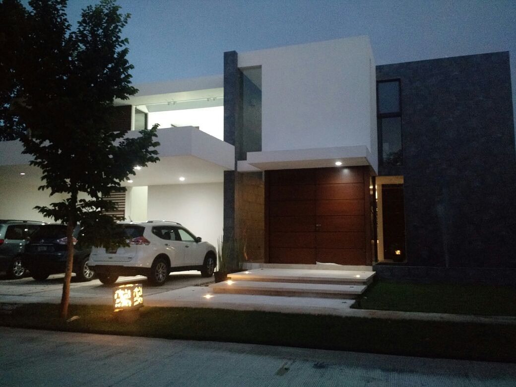 Casa en Yucatán Country Club, Mérida, foto 2 de 21
