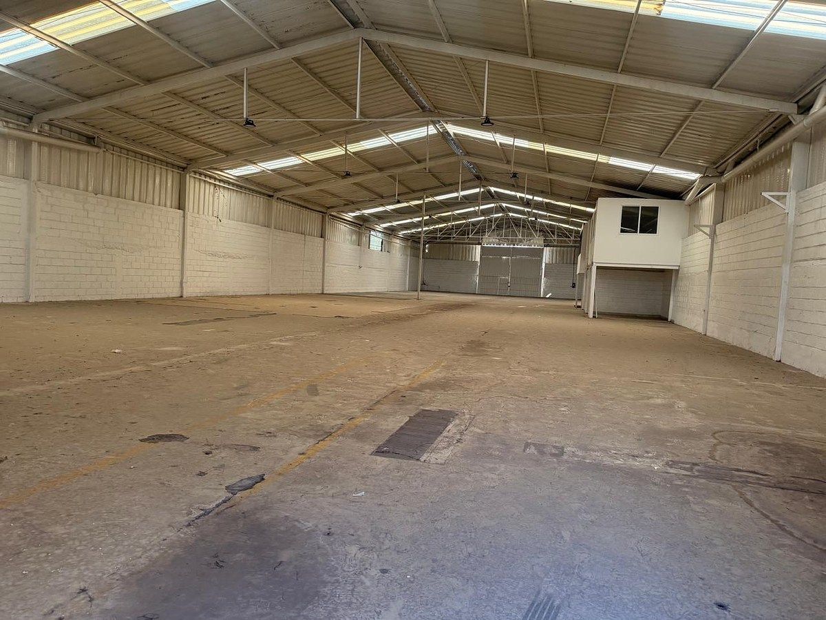 Bodega comercial en Felipe Carrillo Puerto, Querétaro, foto 2 de 6