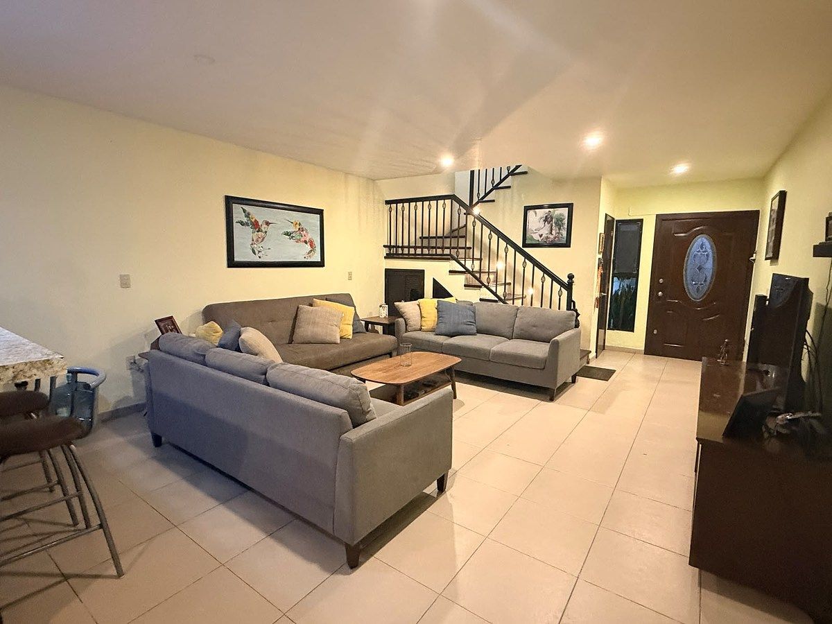 CASA EN VENTA – AV. RÍO NILO, GUADALAJARA, foto 1 de 19