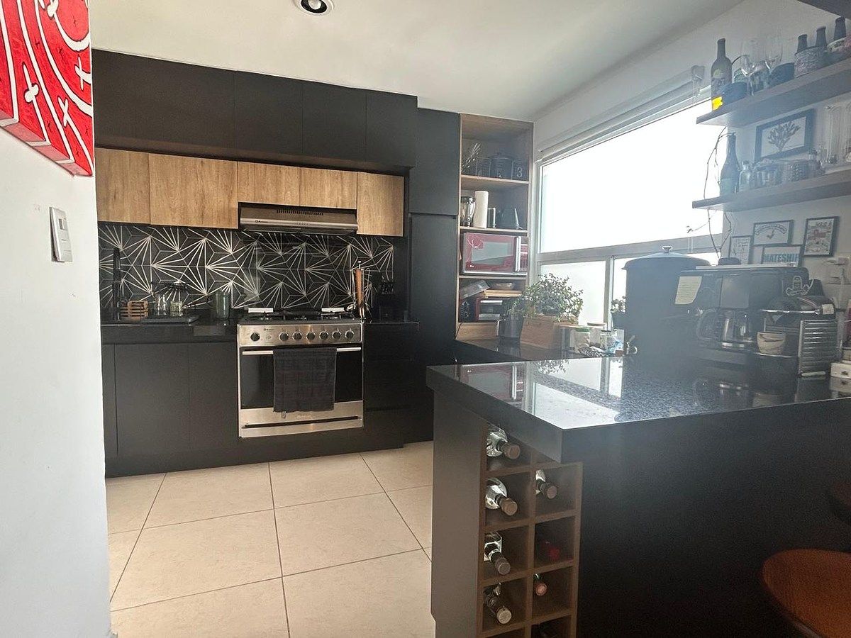 Departamento de 3 recámaras, planta alta, alberca y seguridad - foto 2