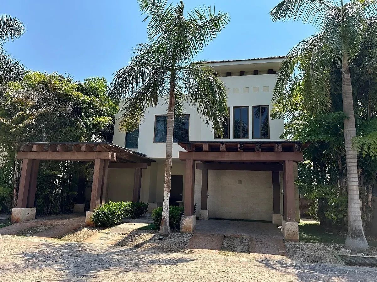 Casa en Yucatán Country Club, Mérida, foto 3 de 36