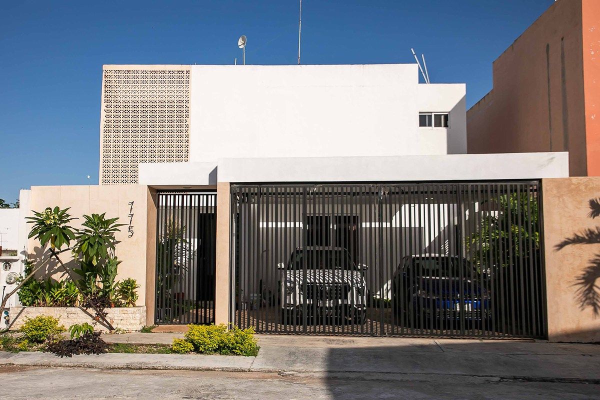 House for Sale in Real Montejo Equipped
