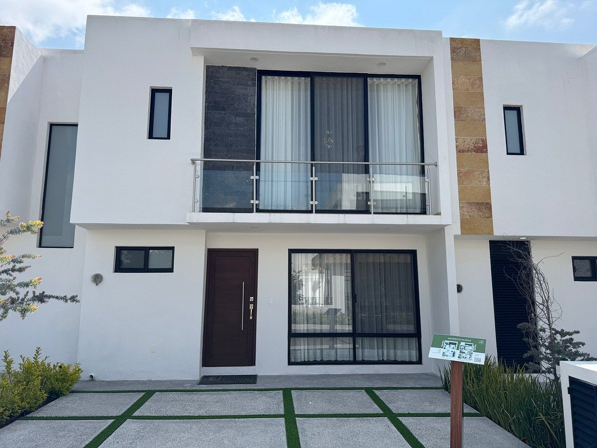 Casa en Venta Juriquilla Modelo Maple Los Robles