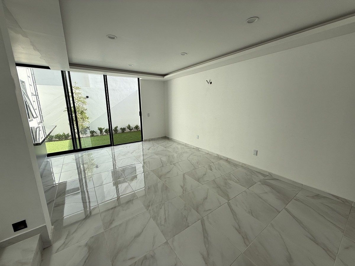 House for Sale in Coto Zapata, Adamar - foto 3