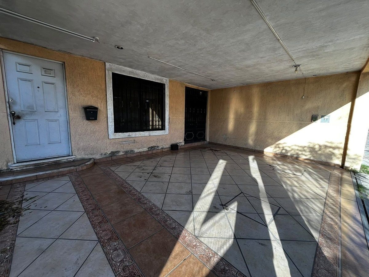 House for Sale in Merida on Francisco de Montejo Avenue - foto 4