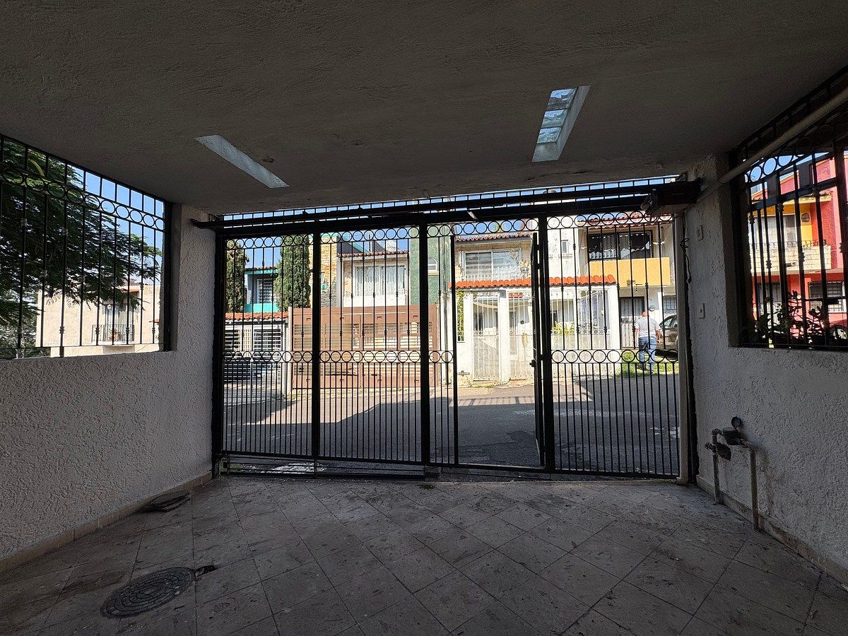 Casa en Venta en Lomas del Valle Tateposco San Pedro Tlaquepaque, Jalisco - foto 4