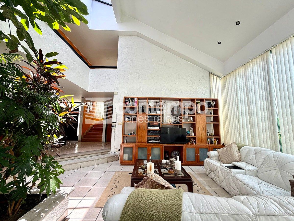 Casa em Condado de Sayavedra, Atizapán de Zaragoza, foto 3 de 50