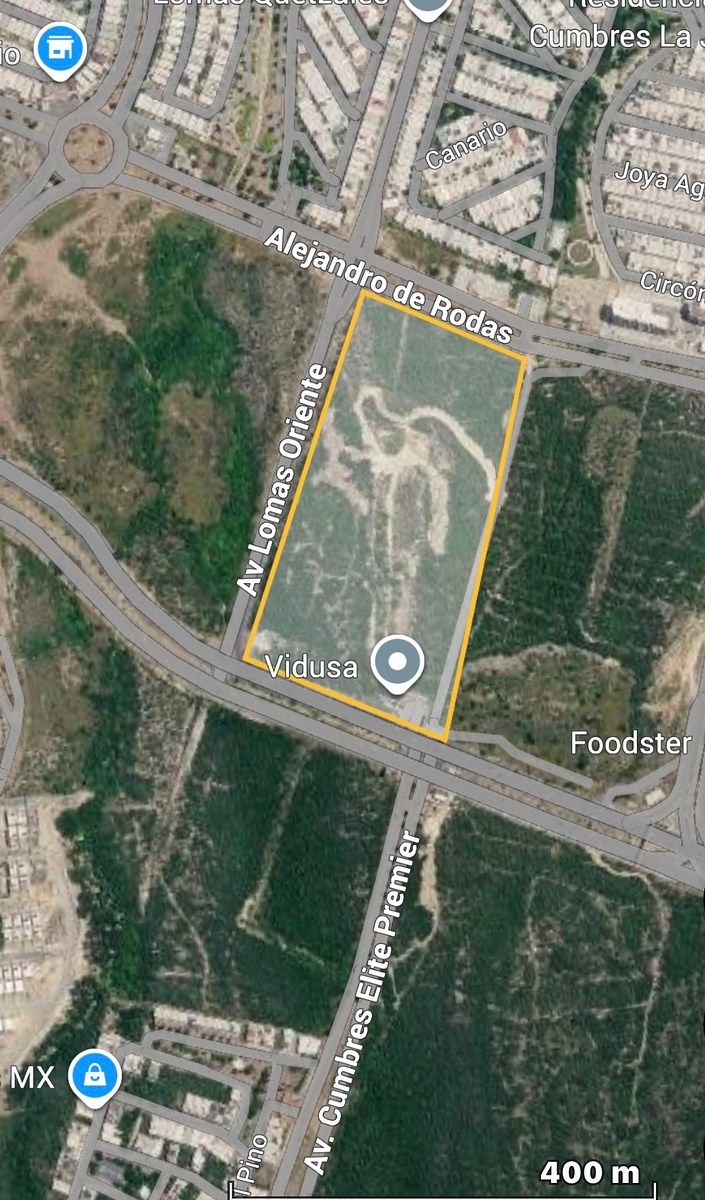 Terreno comercial en Cumbres Elite Premier, García, foto 2 de 5
