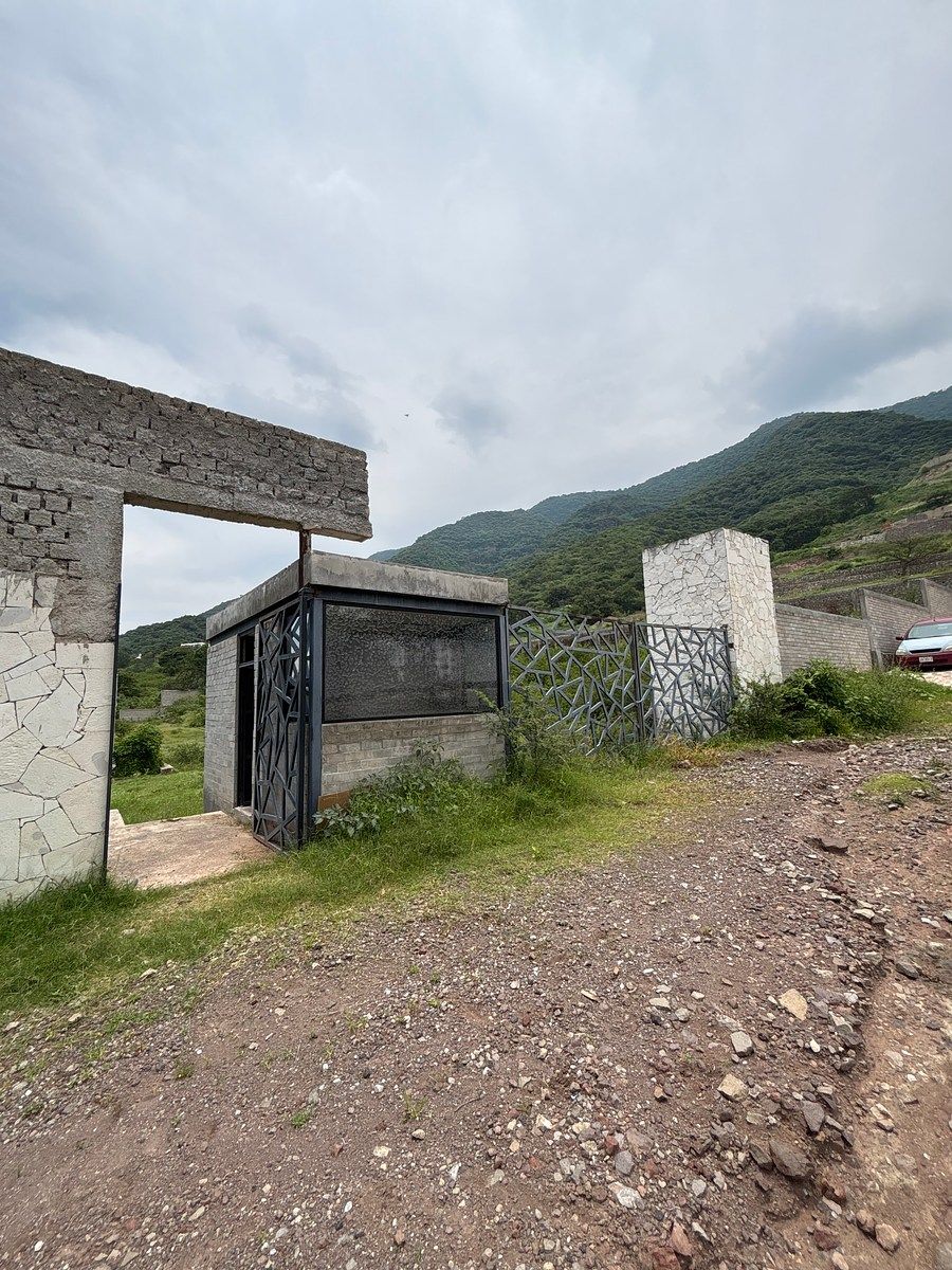 Land for sale in private Rinconada El Lim贸n - foto 1