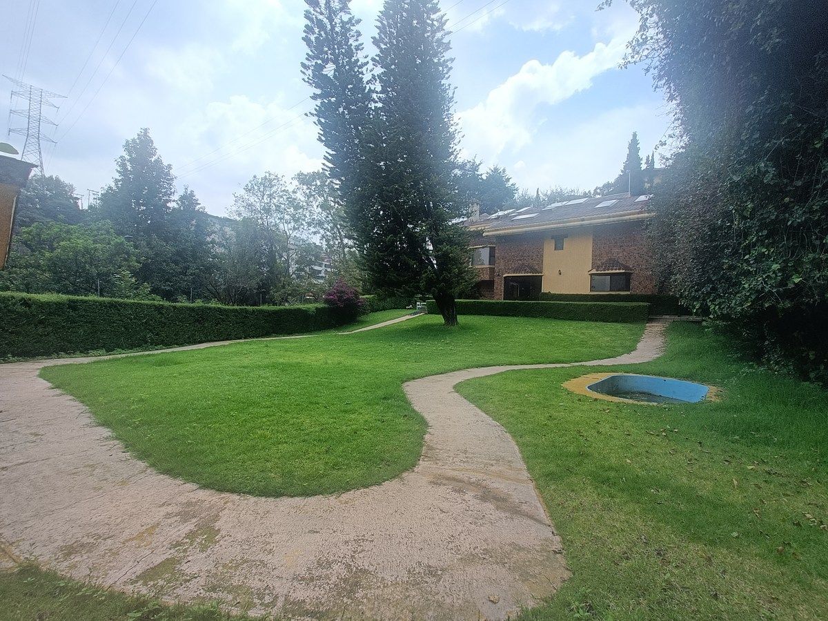 House in Bosques de las Lomas, Cuajimalpa de Morelos, photo 2 of 20