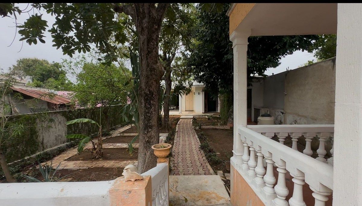 House in García Gineres, Mérida, photo 9 of 32