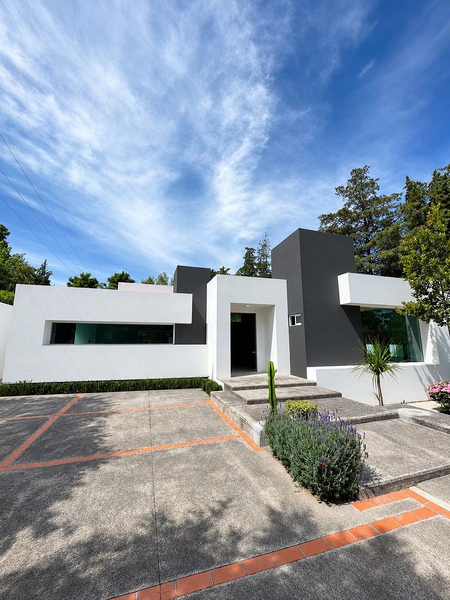 ONE-LEVEL HOUSE WITH EXCELLENT SPACES IN CLUSTER EL MIRADOR, LA CALERA - foto 2