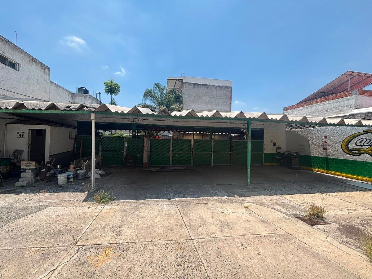 Land / Commercial Warehouses for Sale - foto 5