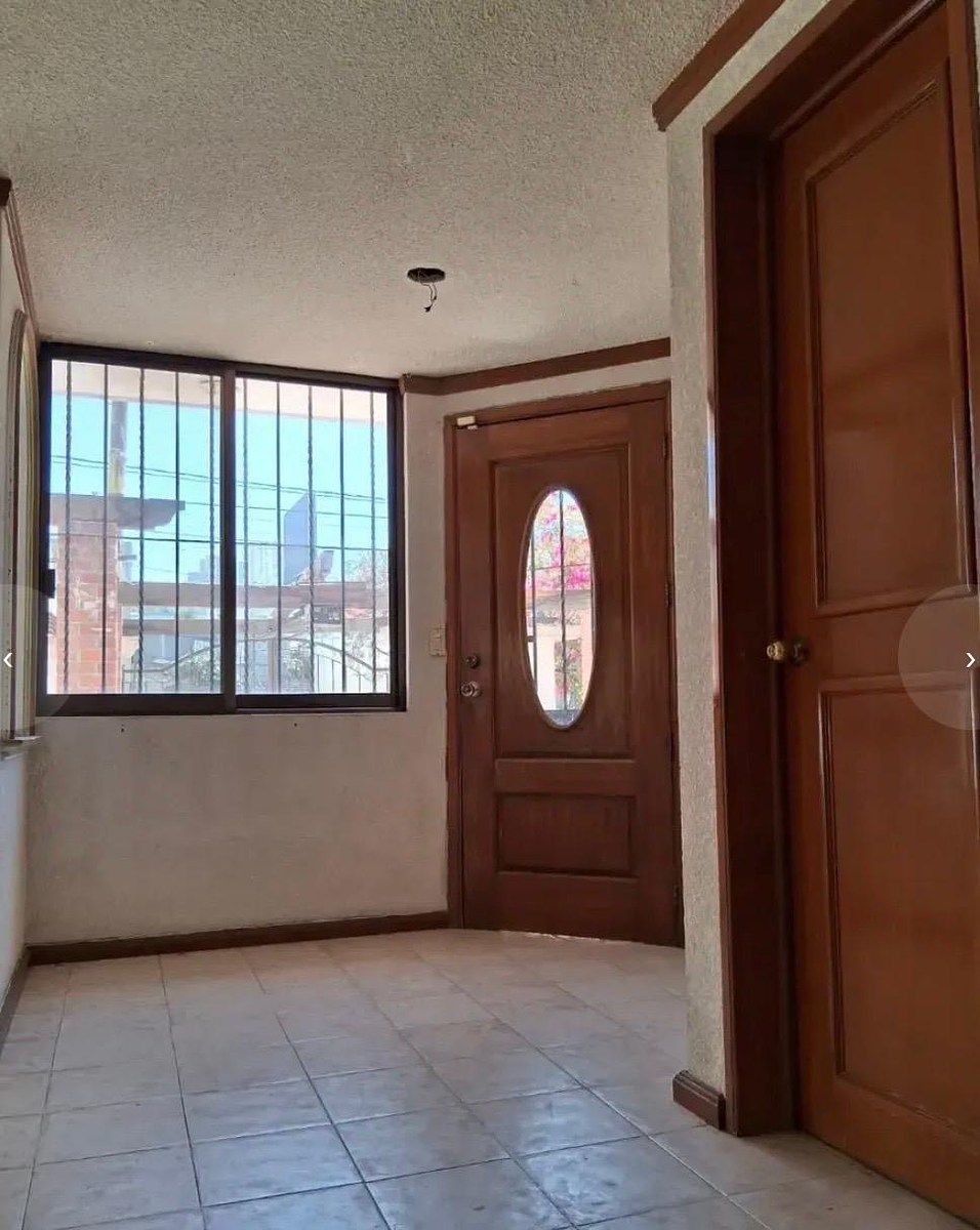 Casa em Villas del Parque, Querétaro, foto 8 de 9