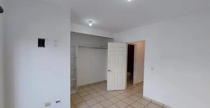 House for sale in Banus residential Tlajomulco de Zúñiga - foto 3