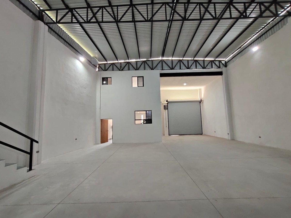 Commercial Storage Unit in Los Olvera, Corregidora, photo 7 of 13