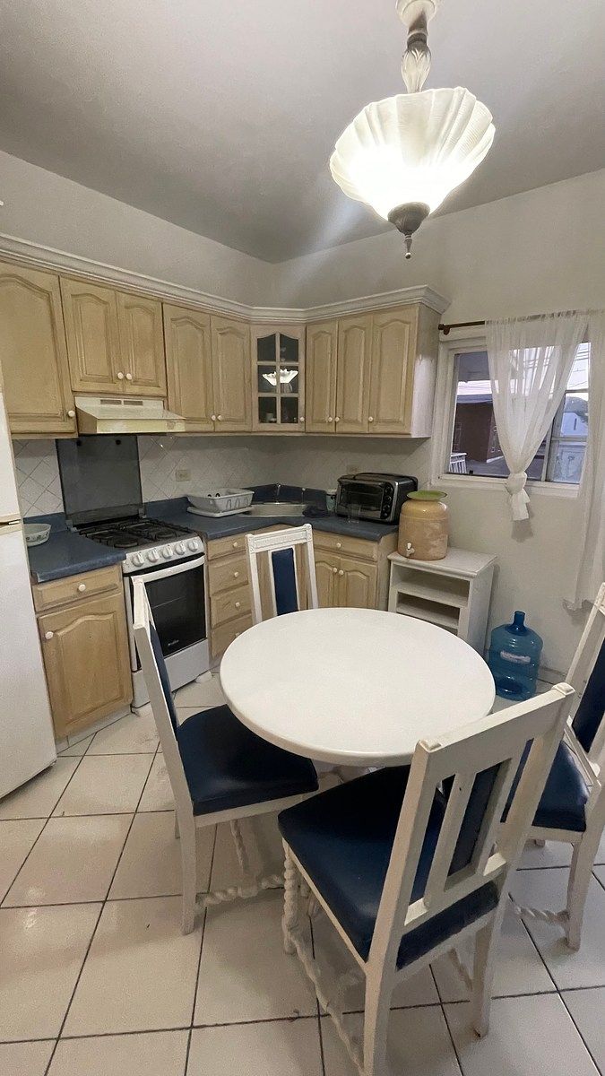 Comedor y cocina, photo 1 of 13