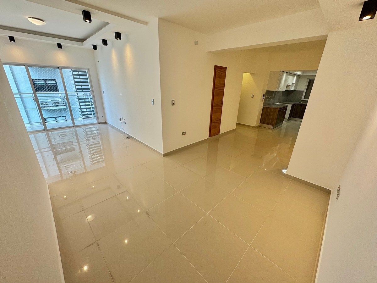 Apartamento en Evaristo Morales, foto 1 de 21