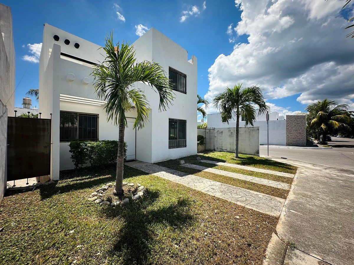 Casa em Las Américas II, Mérida, foto 2 de 43