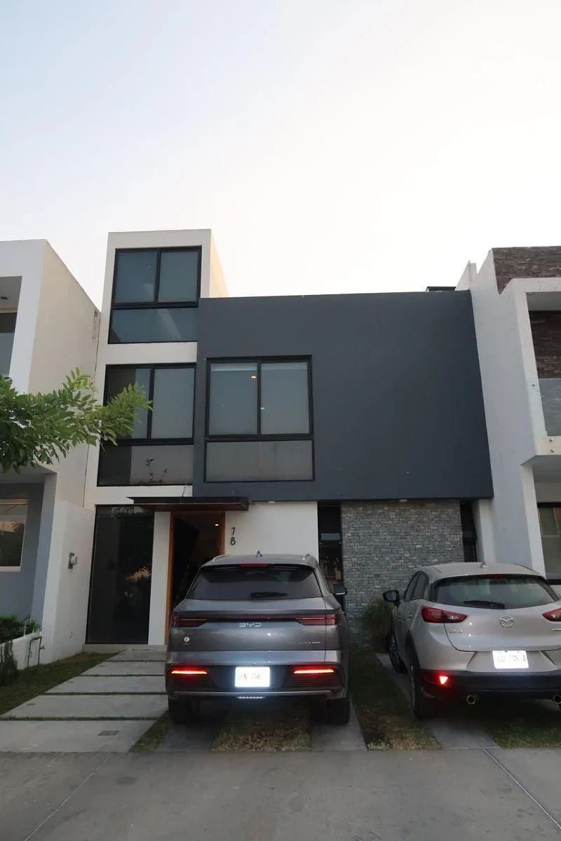 House for sale Solares, photo 1 of 19