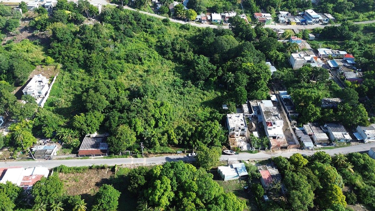 📍 Lot on 19th Street, Col. Jimba, Seybaplaya, photo 1 of 13