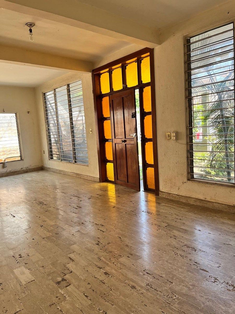 🏡 HOUSE FOR SALE – JOSÉ CASTILLO TIELEMANS - foto 4
