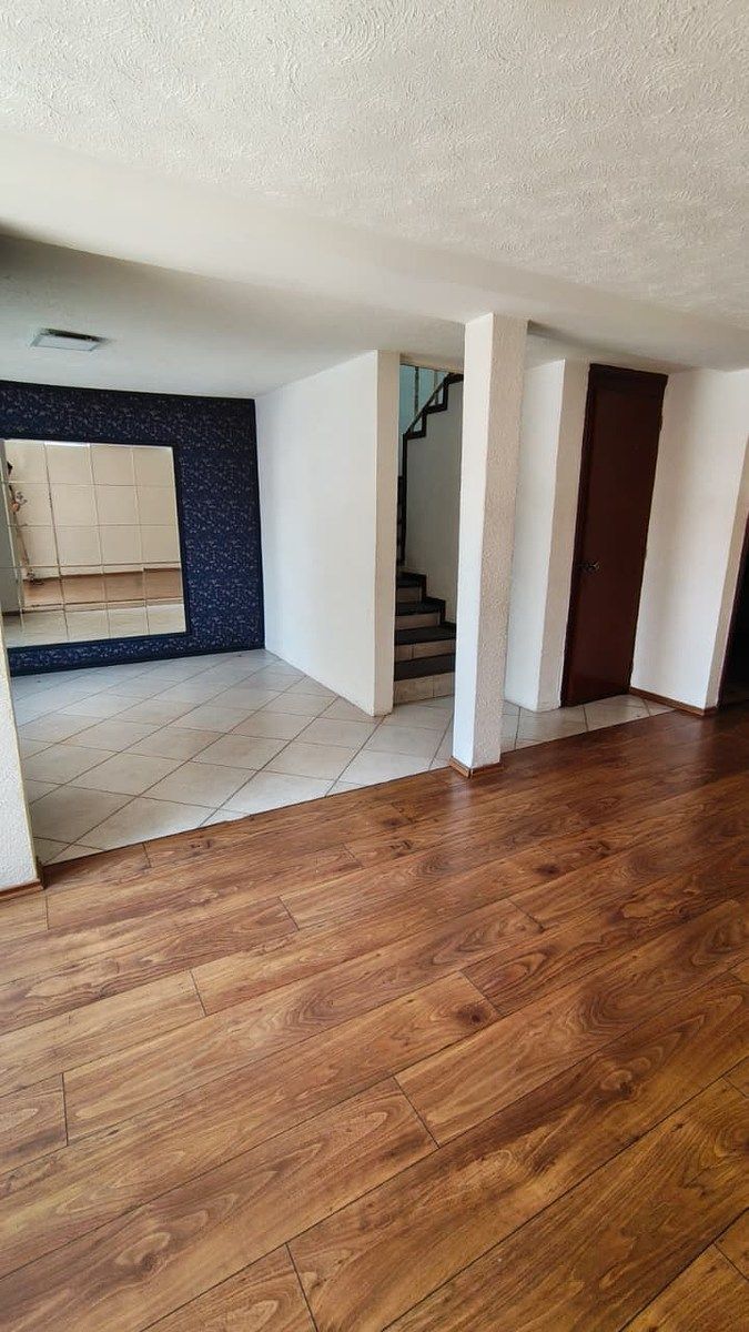 Recibidor y Sala, foto 4 de 21