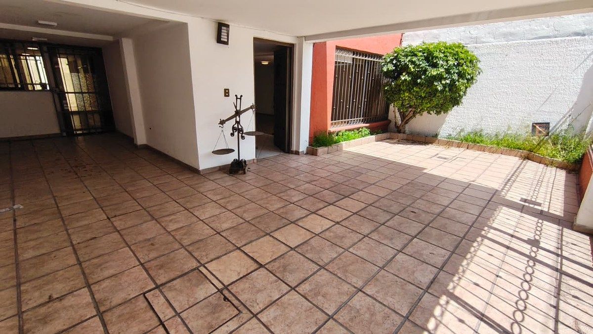 Garaje, foto 8 de 21
