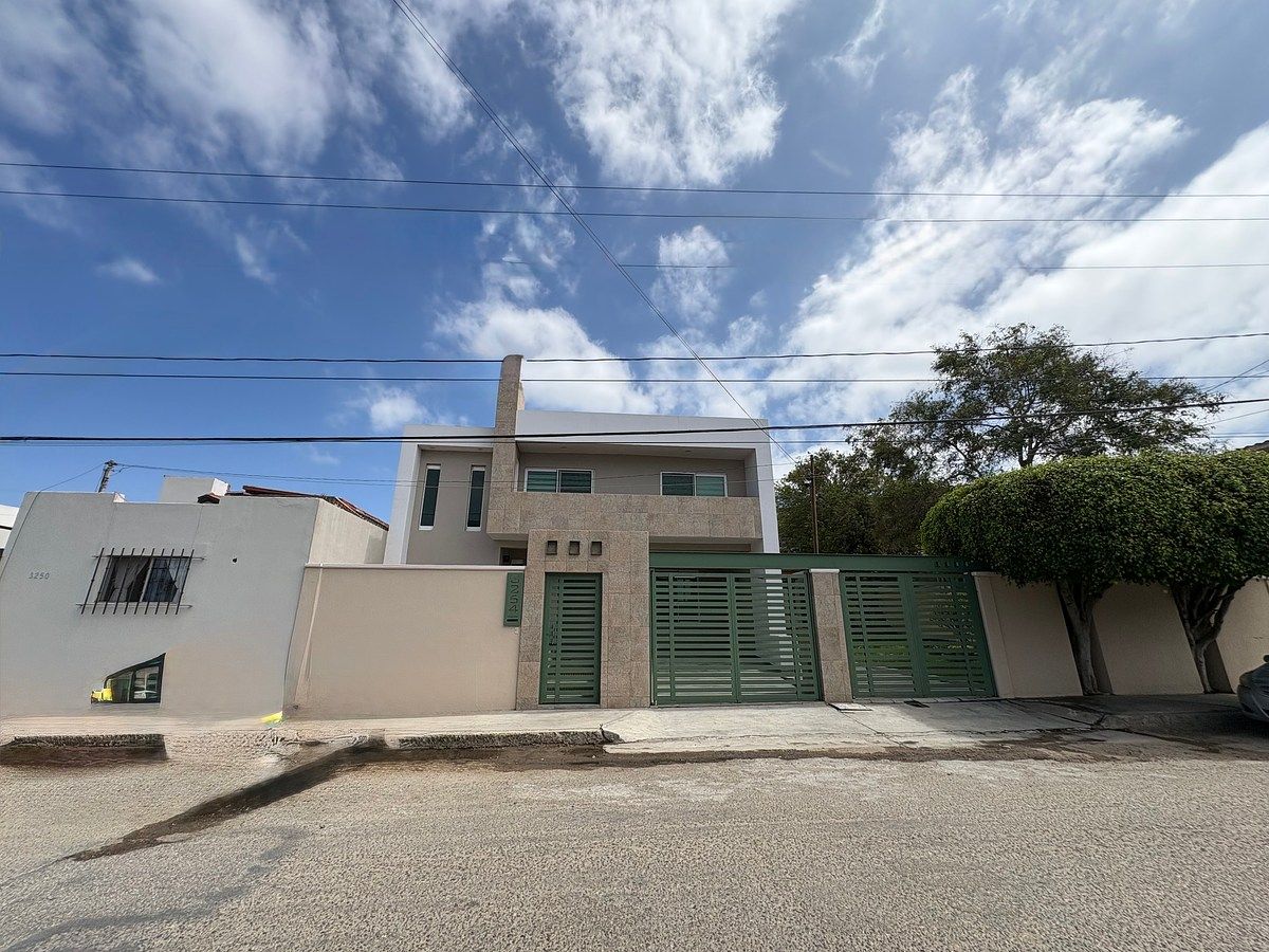 CASA EN VENTA EN PLAYAS DE TIJUANA | COSTA HERMOSA - foto 2