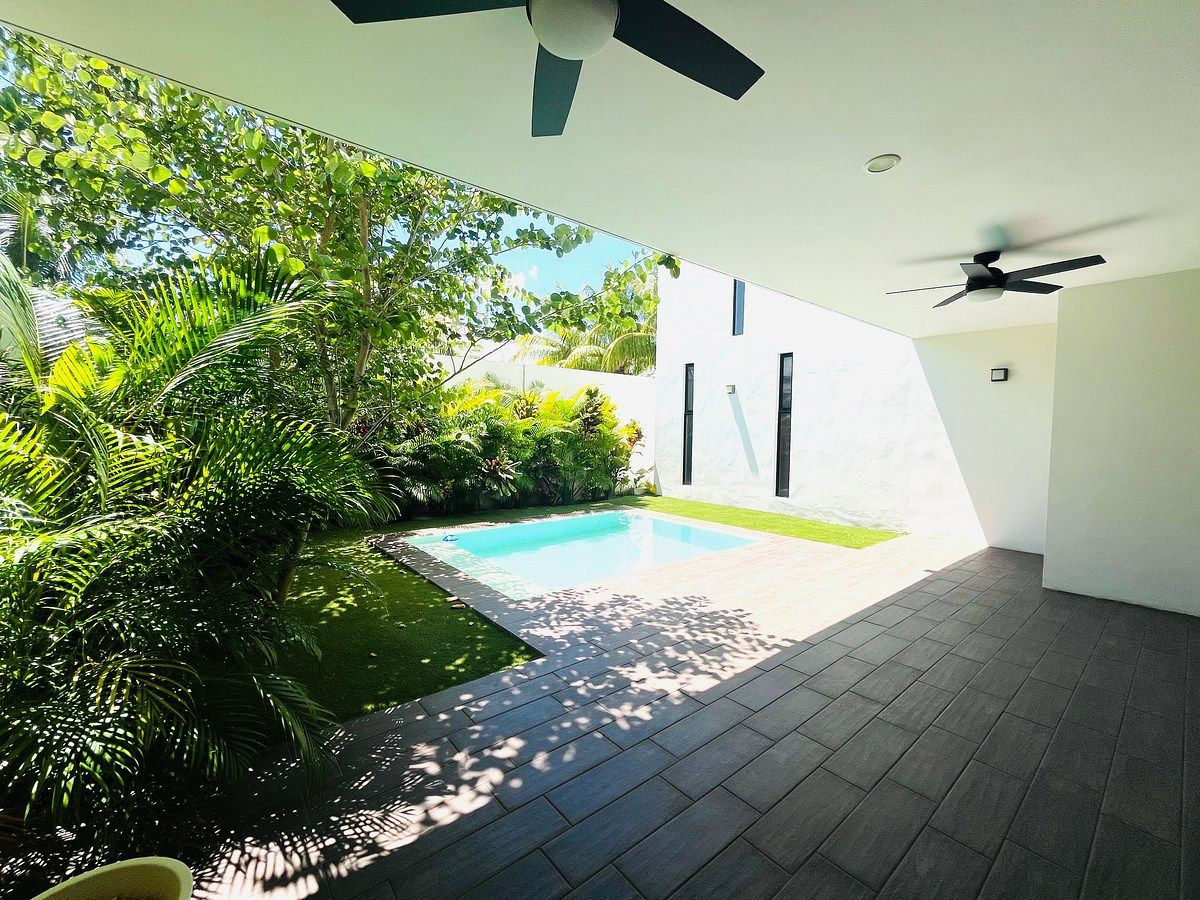 House in Gated Community in Cholul, Mérida, photo 4 of 37