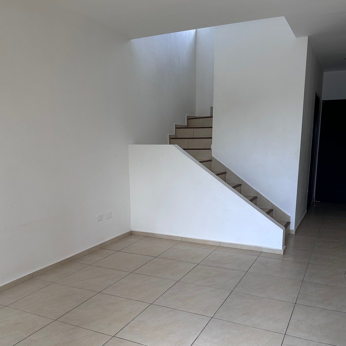 Rental of House Gran Santa Fe Norte, photo 1 of 15