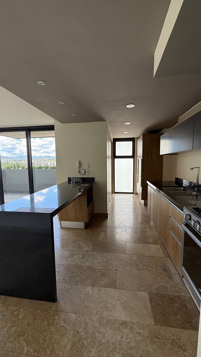SALE OF TWO-STOREY APARTMENT IN AIRA, JURICA - foto 2