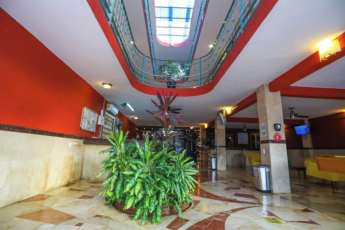 Edificio en Supermanzana 63, Benito Juárez, foto 8 de 12