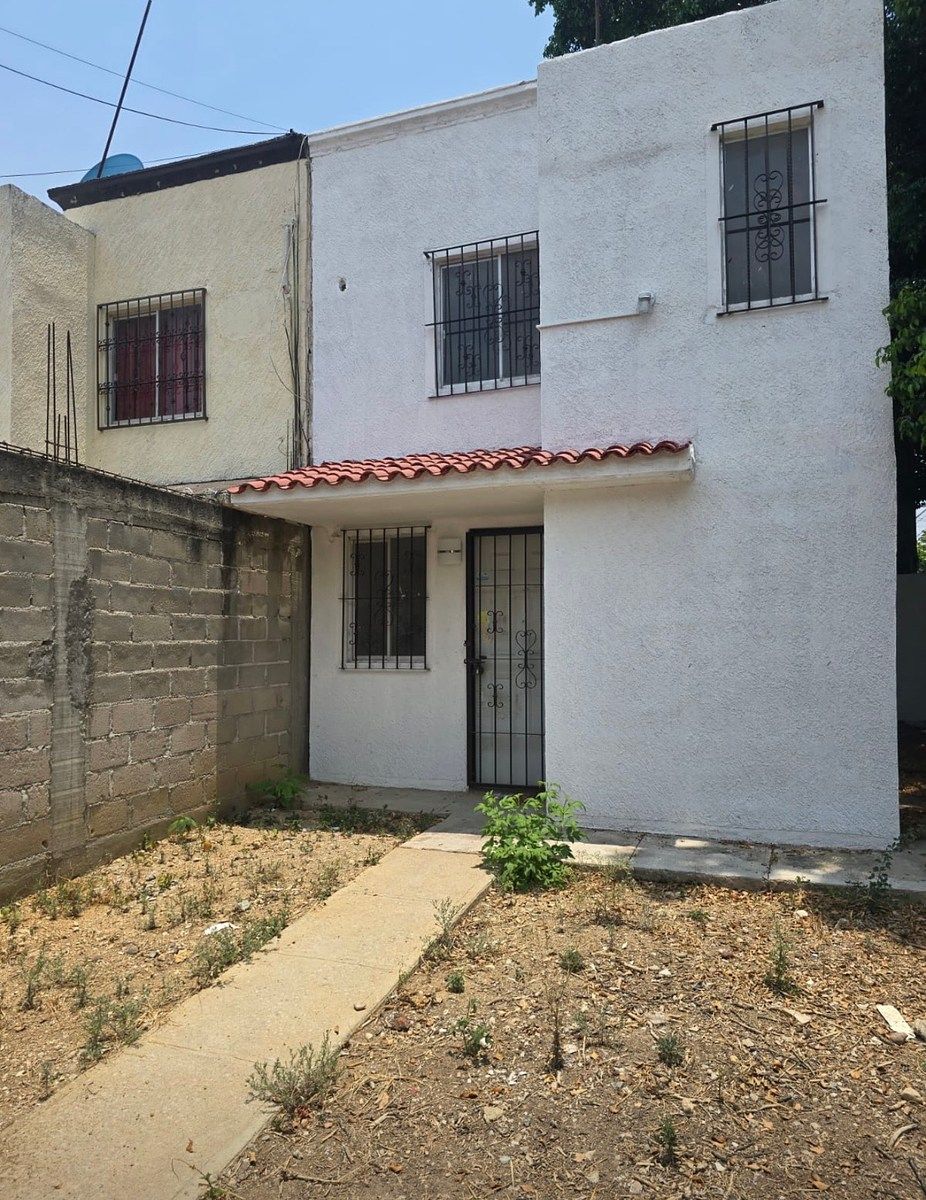 FOR SALE HOUSE FRACC. CAMPANARIO $1,100,000 TUXTLA - foto 2