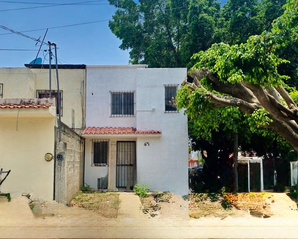 SE VENDE CASA FRACC. CAMPANARIO $1,100,000 TUXTLA, foto 1 de 13