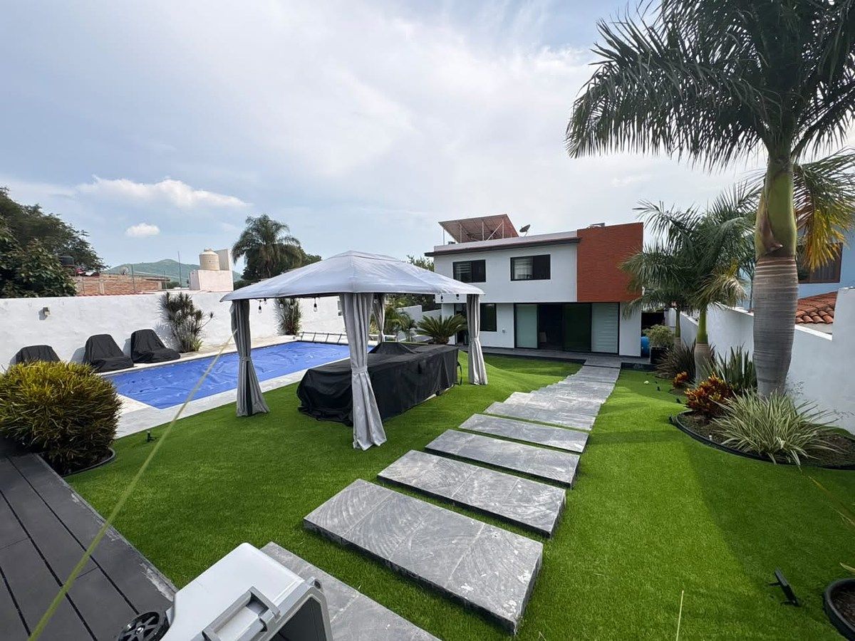 House for Sale "Lomas de Santa Anita" - foto 2