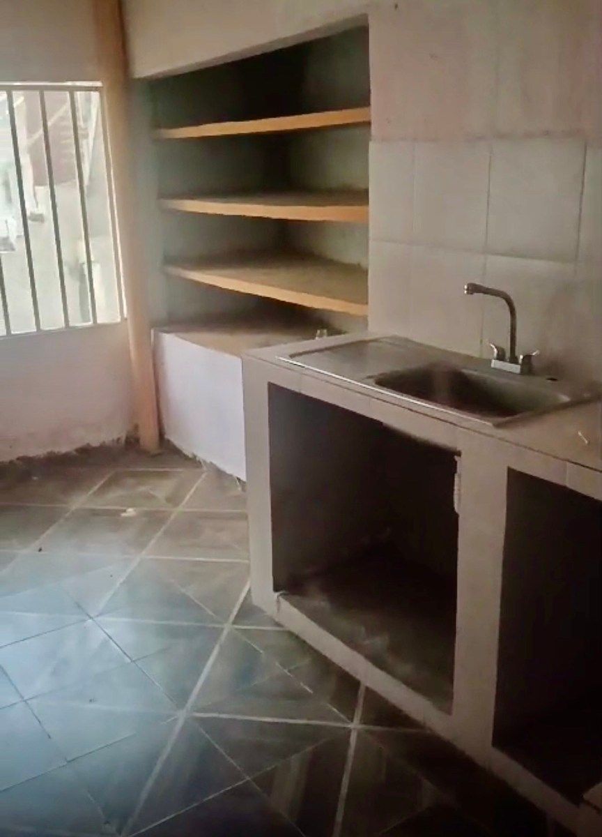 HOUSE FOR SALE COL. ALBANIA BAJA $1,200,000 TUXTLA - foto 4