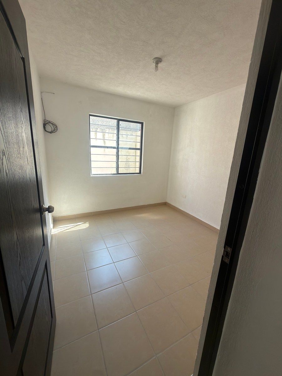 House in Gated Community in Rincones del Marques, El Marqués, photo 4 of 5
