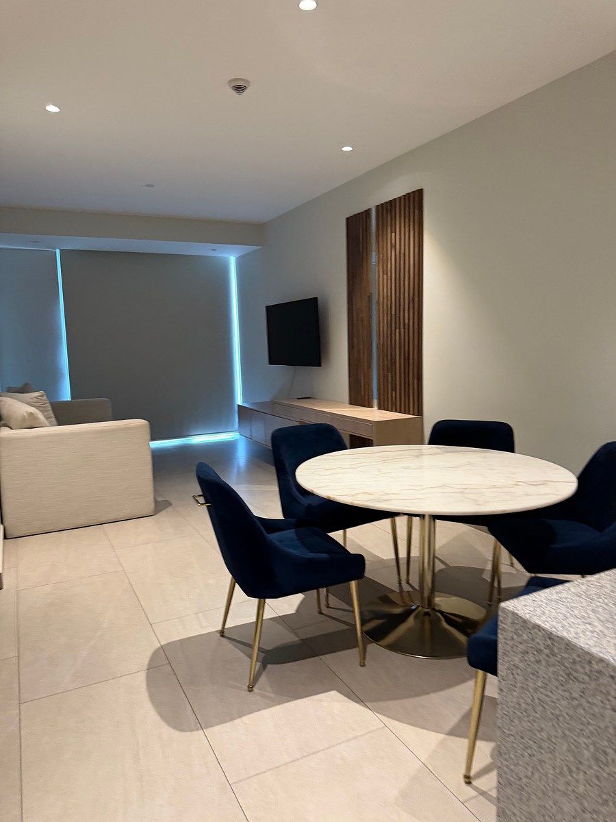 Apartment for rent in Arboleda with 1 furnished bedroom, photo 1 of 10