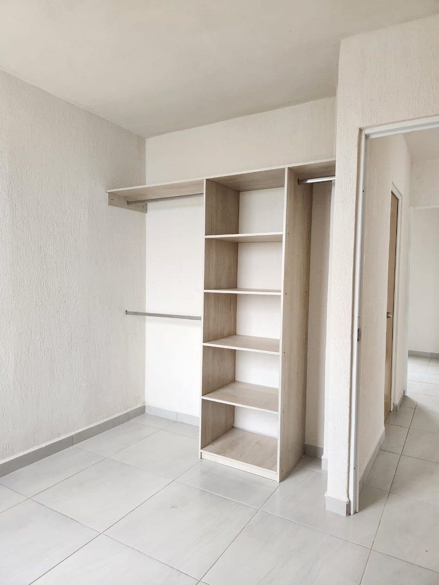 CLOSET 1, foto 4 de 12