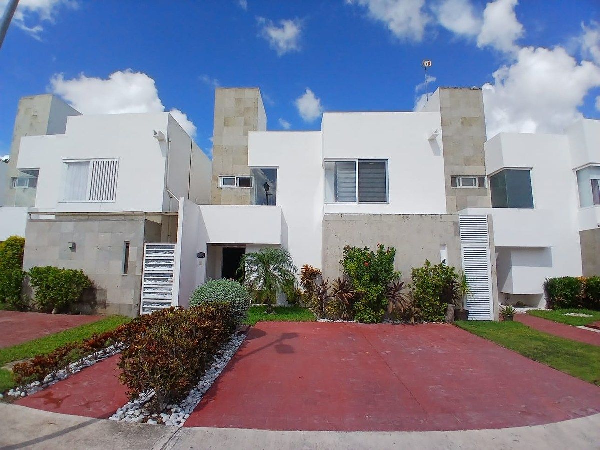 HOUSE FOR SALE RESIDENTIAL IZAMAL 3 BEDROOMS., photo 1 of 14