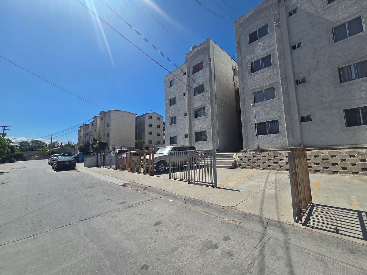 Venda de apartamento de 2 quartos em Jardines de La Mesa!, foto 1 de 21
