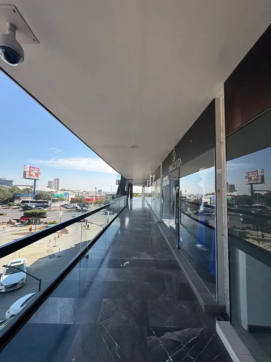 Imóvel comercial à venda, Praça La Rioja, foto 1 de 9
