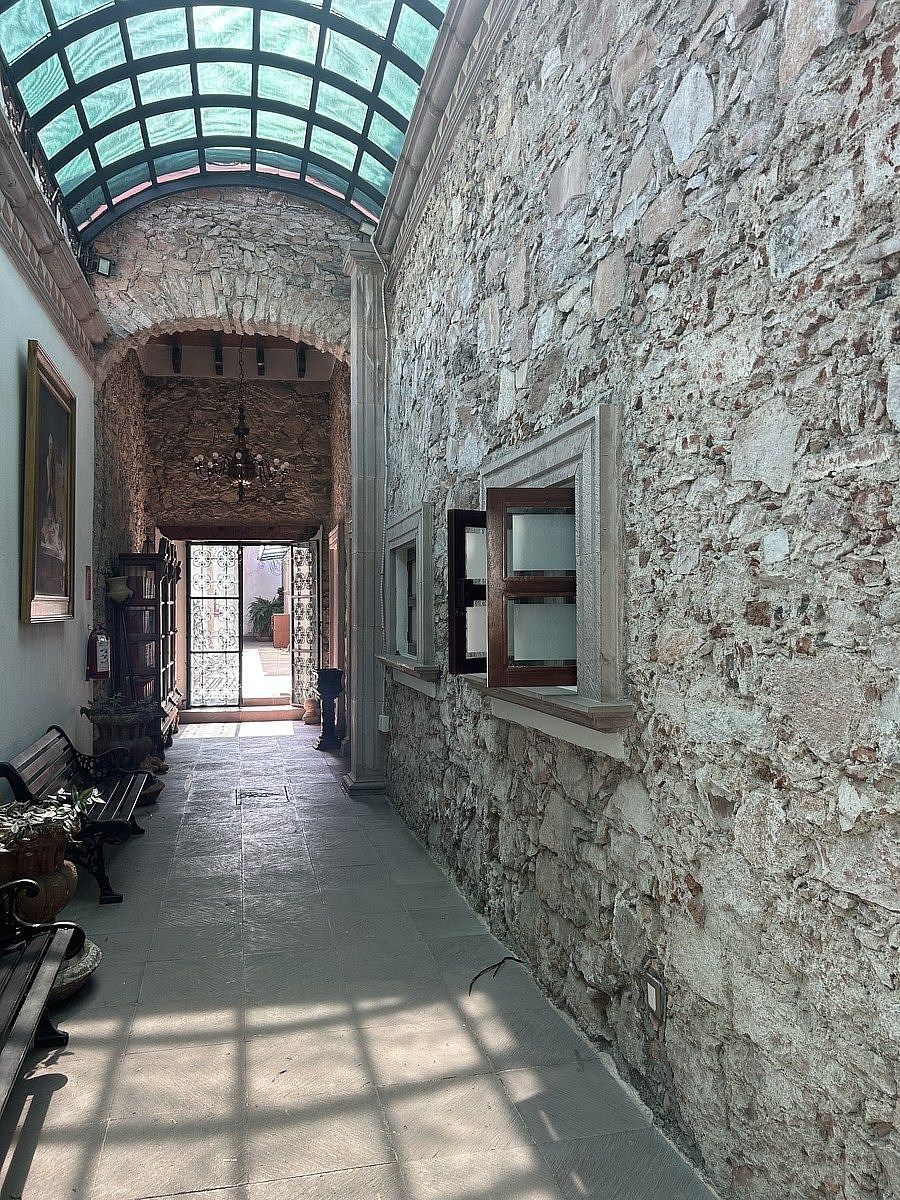 OFFICE ON AV. MORELOS - CENTER, photo 1 of 20