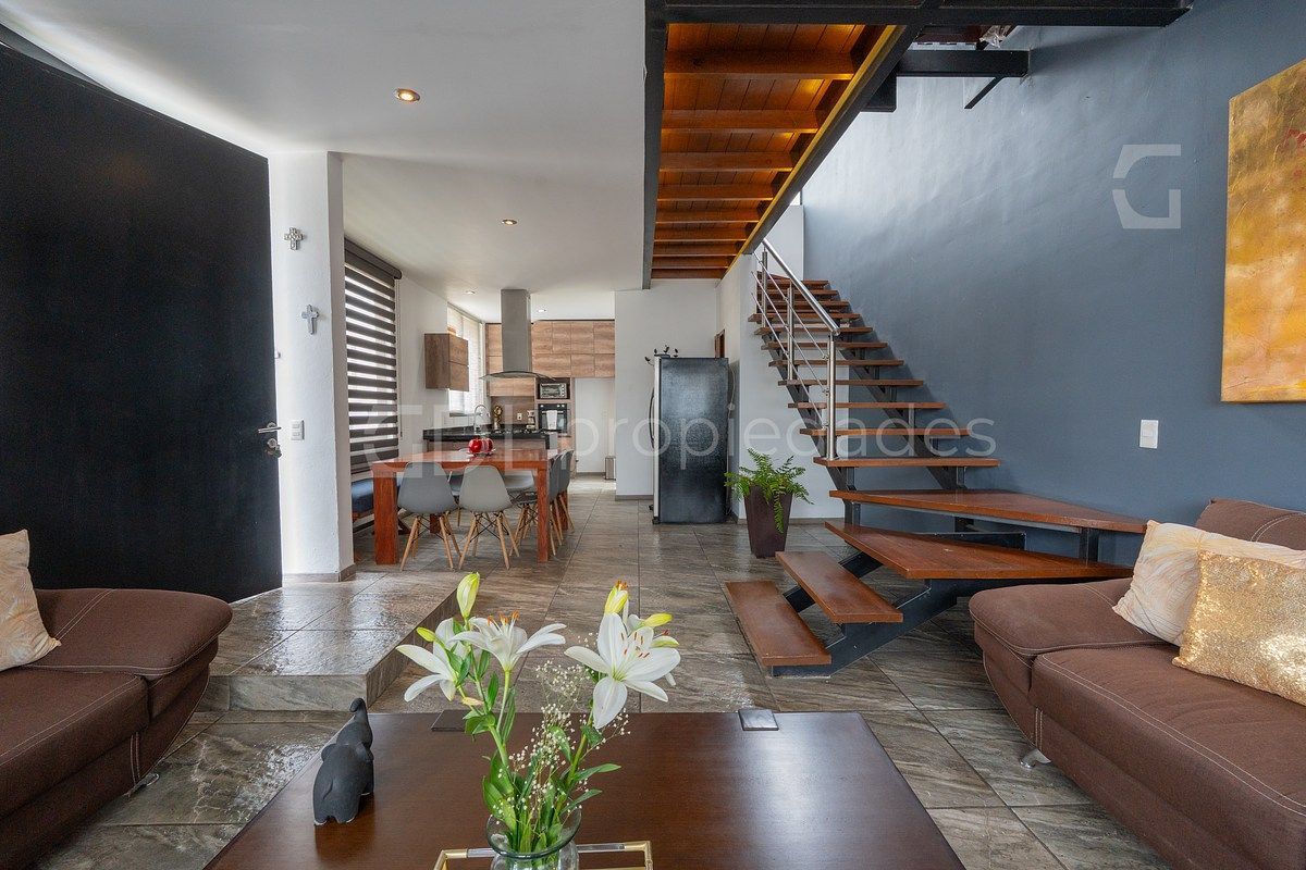 ALTAVISTA BOSQUES CASA EN ESQUINA CON EXCEDENTE - foto 4