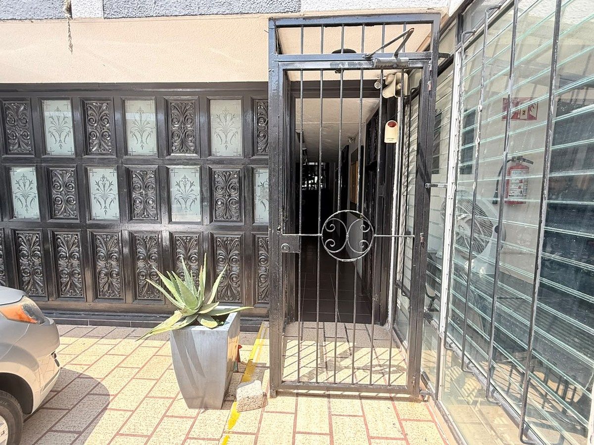 Casa com uso comercial em Chapalita, Guadalajara, foto 3 de 22