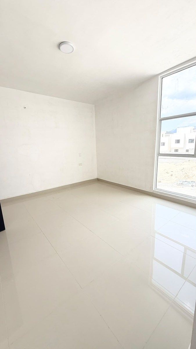 Casa em Brisas Poniente, Saltillo, foto 3 de 15